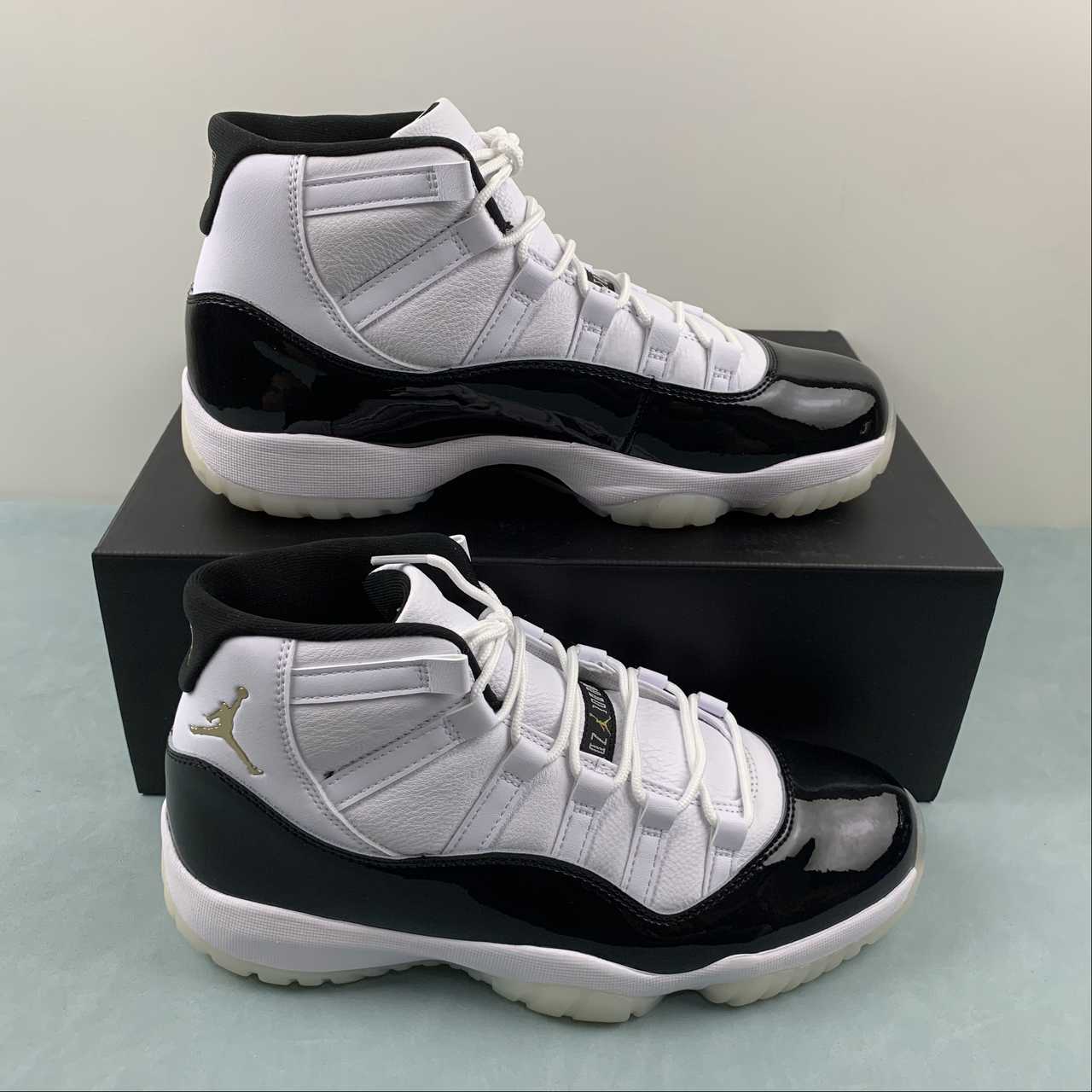 NIKE AIR JORDAN 11 RETRO AJ11