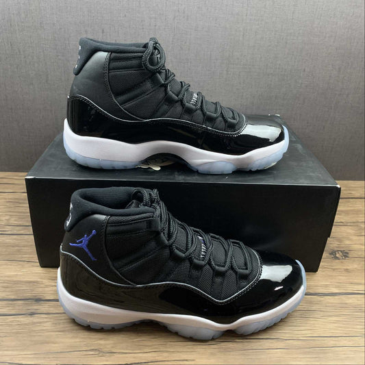 NIKE AIR JORDAN 11 RETRO AJ11