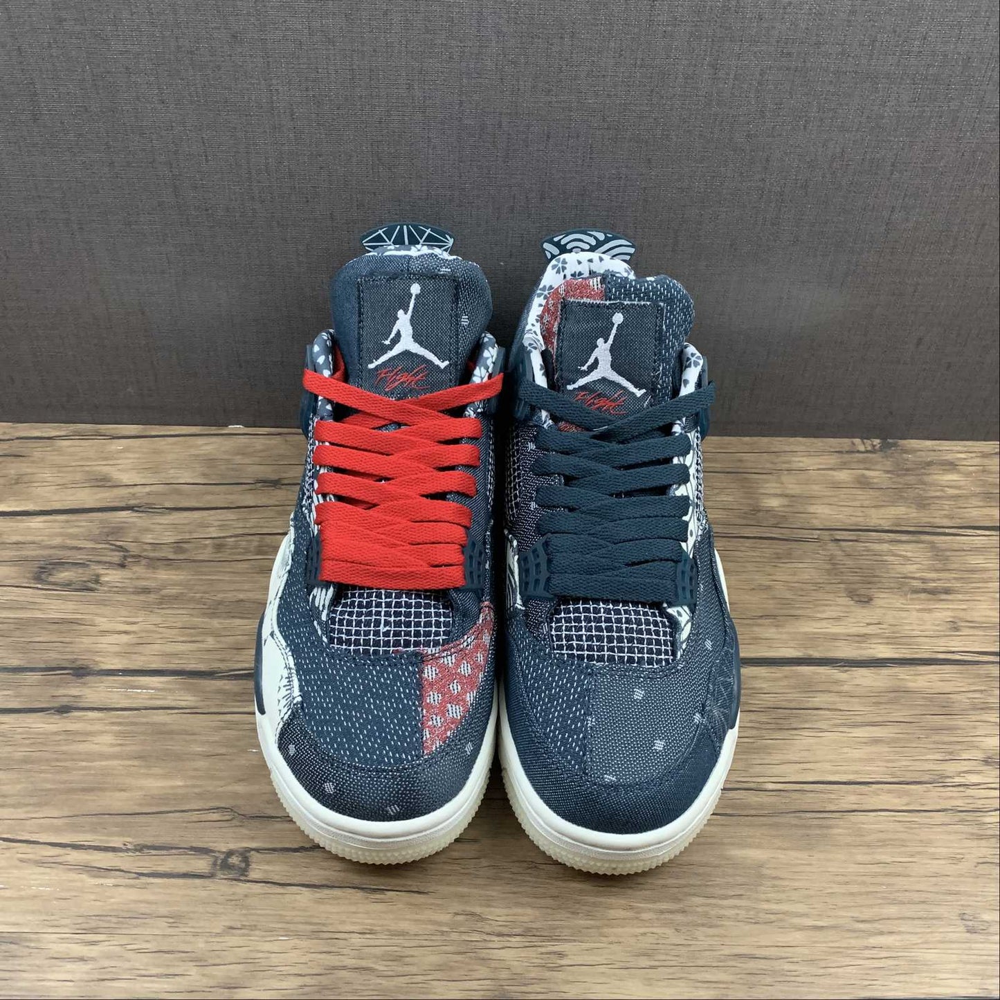 NIKE Air Jordan 4 RETRO AJ4