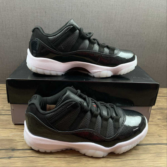 NIKE AIR JORDAN 11 RETRO AJ11