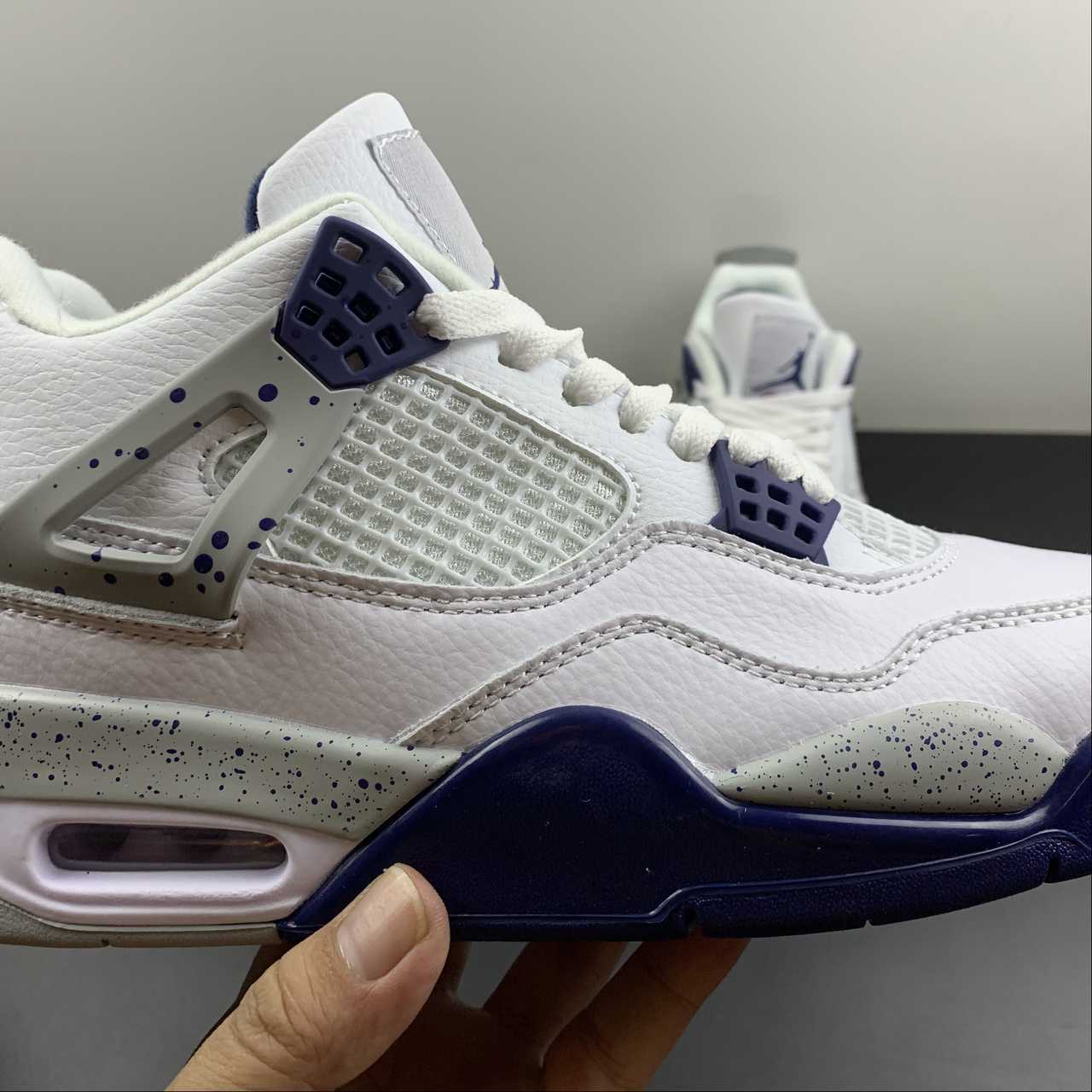 NIKE Air Jordan 4 RETRO AJ4