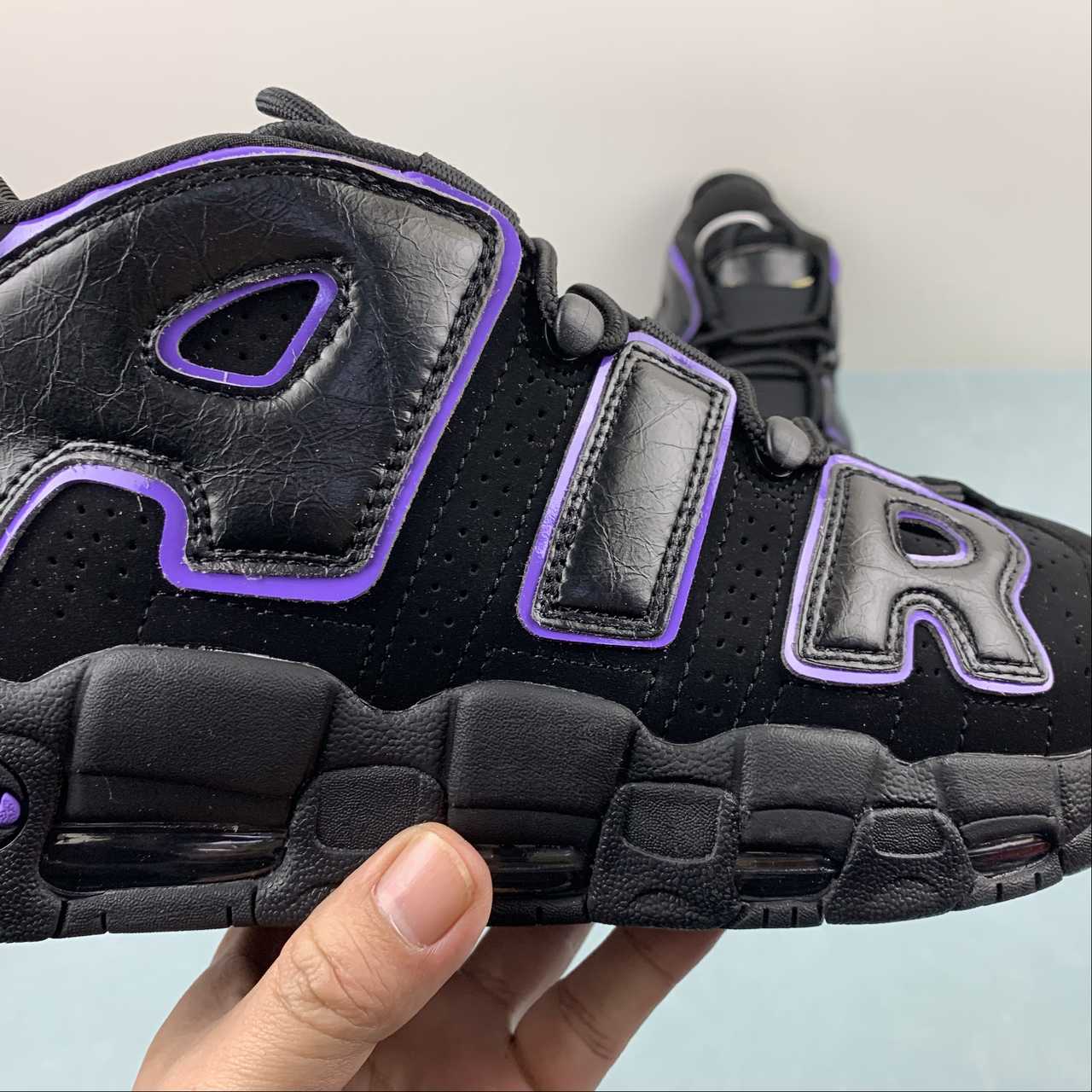 Nike Air More Uptempo