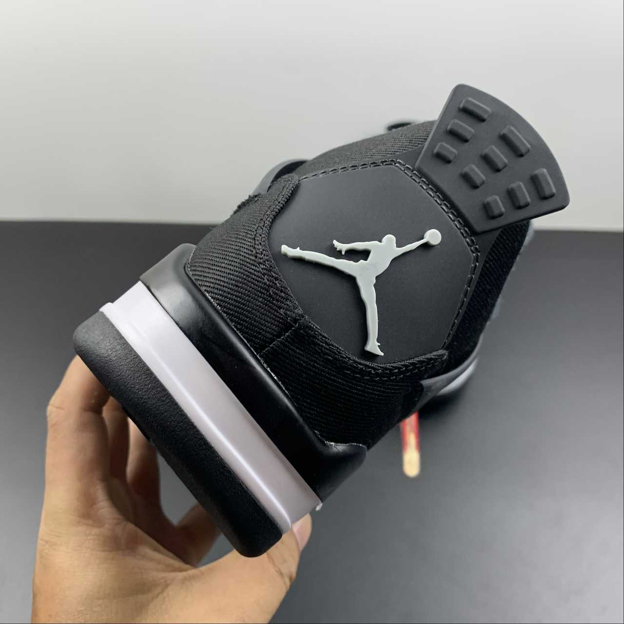 NIKE Air Jordan 4 RETRO AJ4