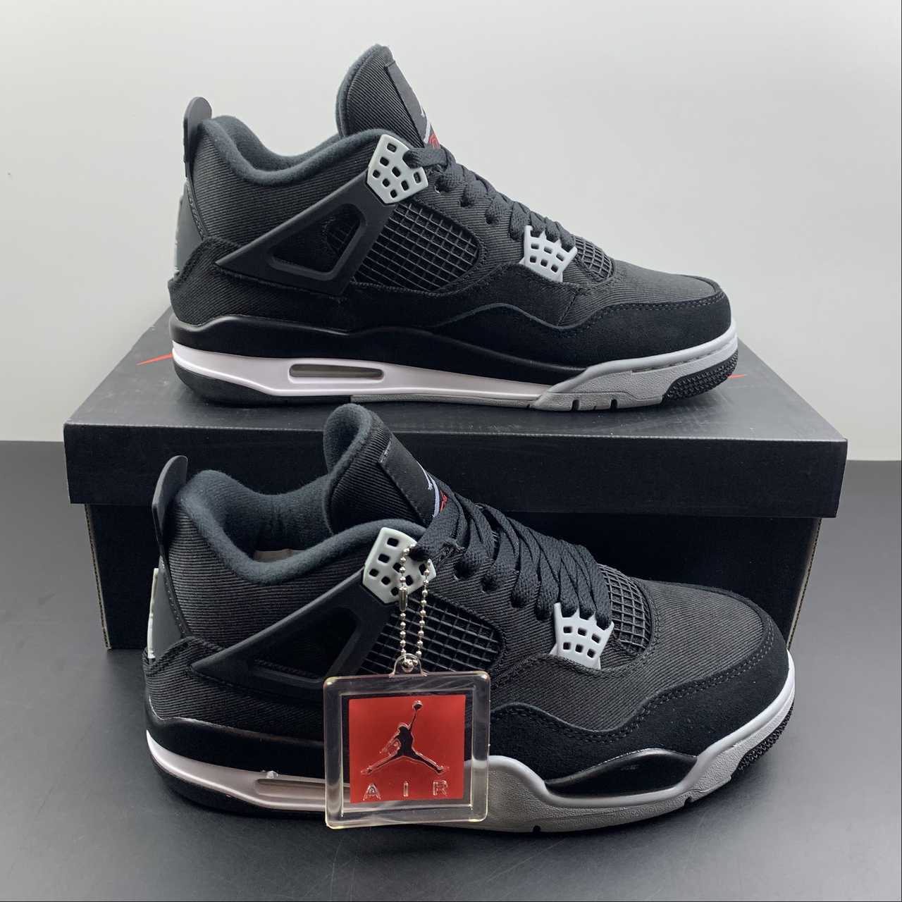 NIKE Air Jordan 4 RETRO AJ4