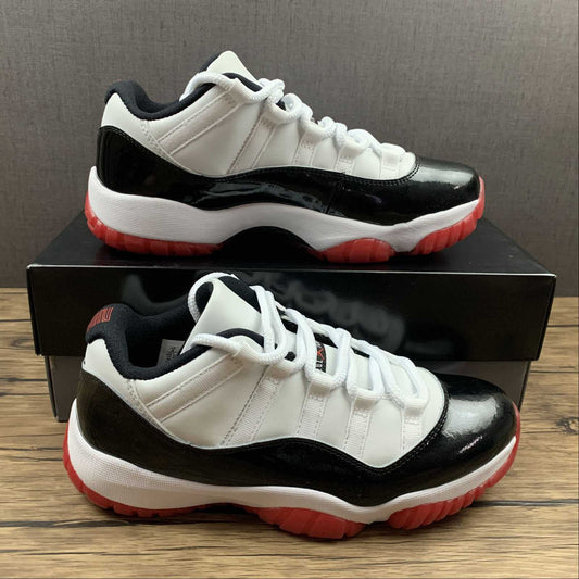 NIKE AIR JORDAN 11 RETRO AJ11