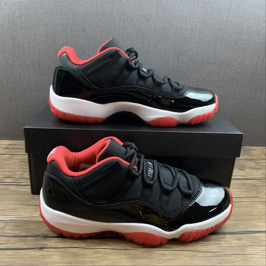 NIKE AIR JORDAN 11 RETRO AJ11