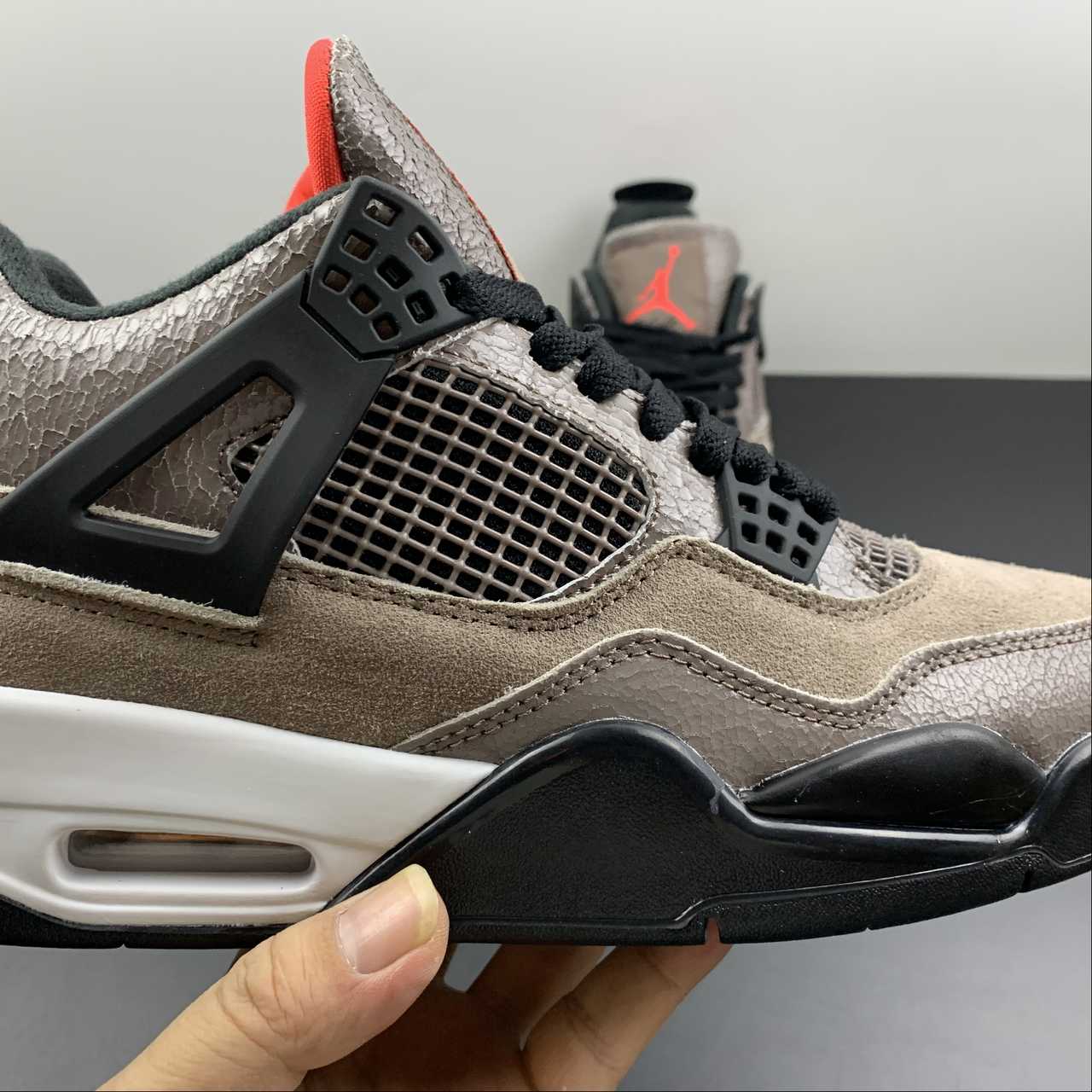 NIKE Air Jordan 4 RETRO AJ4